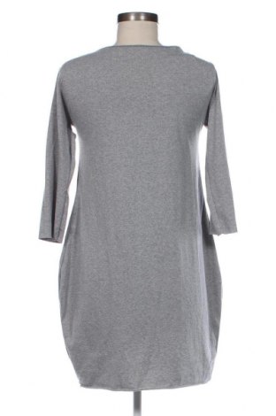 Kleid, Größe M, Farbe Grau, Preis 14,84 €