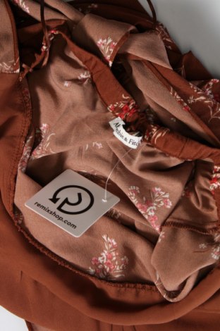 Kleid Abercrombie & Fitch, Größe M, Farbe Braun, Preis 57,06 €