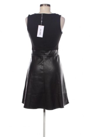 Rochie About You, Mărime M, Culoare Negru, Preț 203,95 Lei