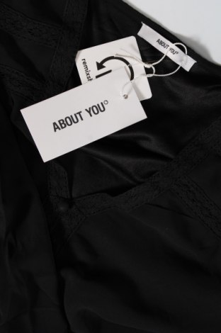 Kleid About You, Größe M, Farbe Schwarz, Preis 15,82 €