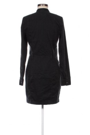 Kleid Armani Exchange, Größe M, Farbe Schwarz, Preis 40,71 €
