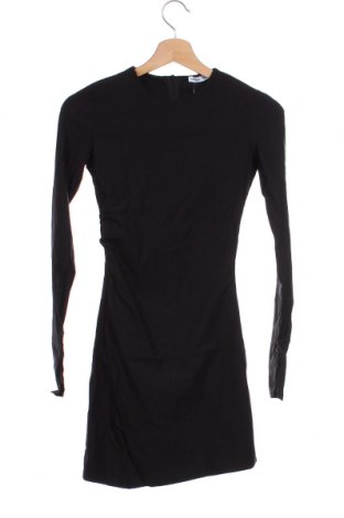 Šaty  Bershka, Velikost XS, Barva Černá, Cena  207,00 Kč