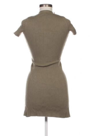 Kleid Bershka, Größe S, Farbe Grün, Preis 6,68 €