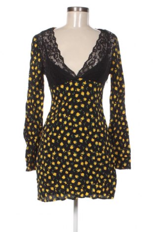 Kleid Bershka, Größe M, Farbe Mehrfarbig, Preis 8,68 €