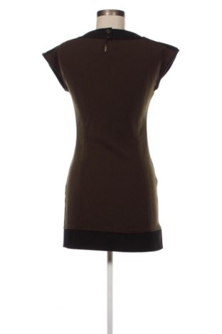 Kleid Bershka, Größe S, Farbe Grün, Preis 6,71 €