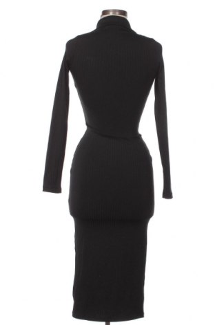 Šaty  Bershka, Veľkosť XS, Farba Čierna, Cena  9,86 €
