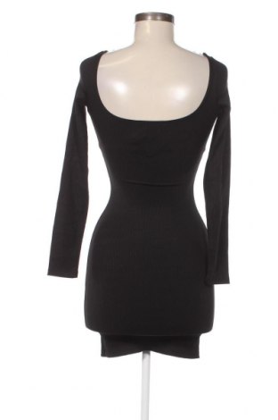 Φόρεμα Bershka, Μέγεθος XS, Χρώμα Μαύρο, Τιμή 28,45 €