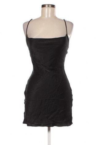 Φόρεμα Bershka, Μέγεθος XS, Χρώμα Μαύρο, Τιμή 10,76 €