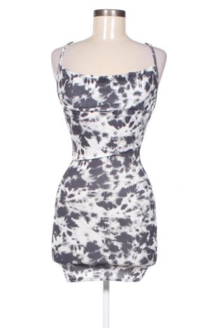 Kleid Boohoo, Größe S, Farbe Mehrfarbig, Preis 20,18 €