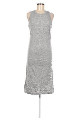 Kleid Champion, Größe L, Farbe Grau, Preis 53,58 €
