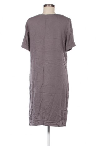 Kleid Collection L, Größe M, Farbe Grau, Preis € 8,07