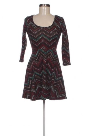 Šaty  Derek Heart, Velikost S, Barva Vícebarevné, Cena  462,00 Kč