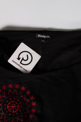 Рокля Desigual, Размер XXL, Цвят Черен, Цена 82,00 лв.