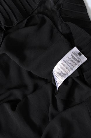 Šaty  Esprit, Velikost M, Barva Černá, Cena  765,00 Kč