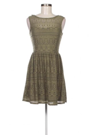 Kleid Fb Sister, Größe S, Farbe Grün, Preis 20,18 €
