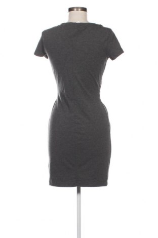 Kleid Gina Tricot, Größe S, Farbe Grau, Preis 5,52 €