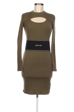 Kleid Guess, Größe M, Farbe Grün, Preis 34,37 €