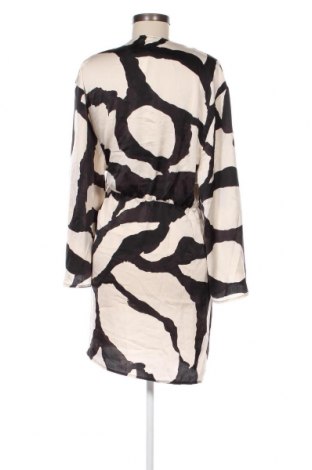 Kleid H&M, Größe L, Farbe Mehrfarbig, Preis 20,18 €