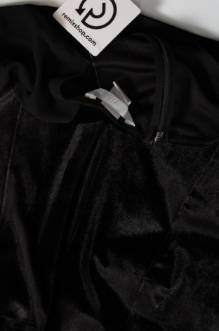 Kleid H&M, Größe S, Farbe Schwarz, Preis 15,34 €