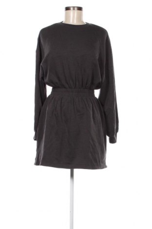 Šaty  H&M Divided, Veľkosť S, Farba Sivá, Cena  16,44 €