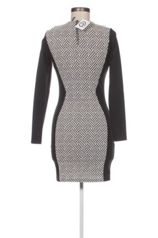 Kleid H&M Divided, Größe M, Farbe Mehrfarbig, Preis 5,45 €