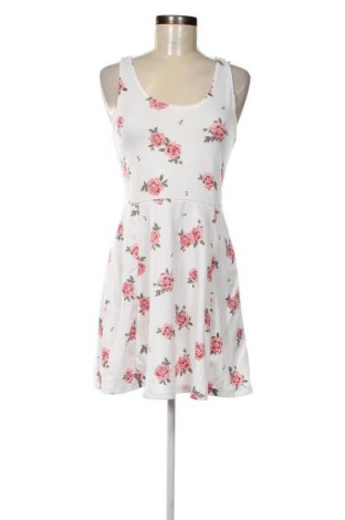 Kleid H&M Divided, Größe L, Farbe Weiß, Preis 20,18 €