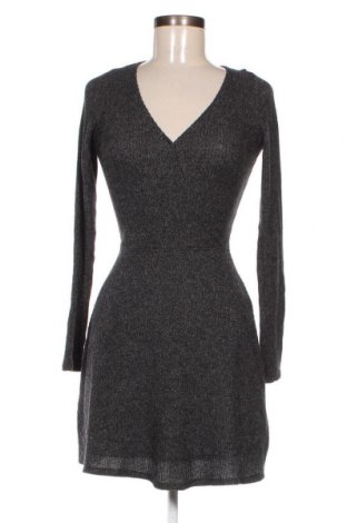 Kleid Hollister, Größe S, Farbe Grau, Preis 33,40 €