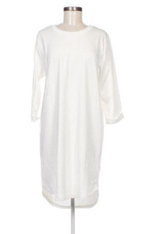 Šaty  Jdy, Velikost XL, Barva Bílá, Cena  400,00 Kč