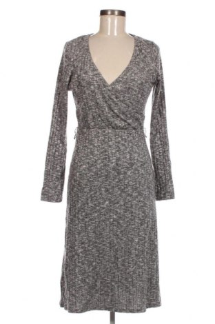 Kleid Miss E, Größe M, Farbe Grau, Preis € 5,45