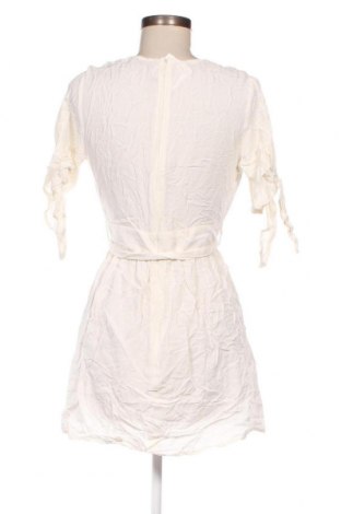 Kleid NA-KD, Größe M, Farbe Weiß, Preis 13,36 €