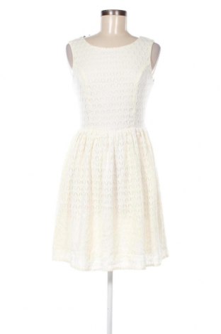 Kleid ONLY, Größe M, Farbe Ecru, Preis 18,79 €