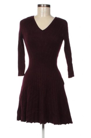 Šaty  Orsay, Velikost XS, Barva Červená, Cena  277,00 Kč