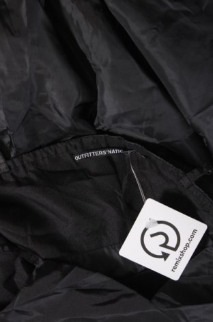 Šaty  Outfitters Nation, Velikost XS, Barva Černá, Cena  92,00 Kč