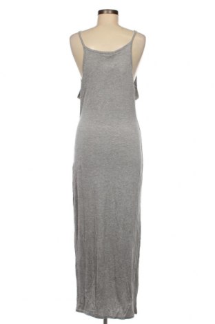 Kleid Pretty Little Thing, Größe M, Farbe Grau, Preis € 8,49