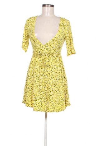 Φόρεμα Pretty Little Thing, Μέγεθος M, Χρώμα Πολύχρωμο, Τιμή 8,97 €