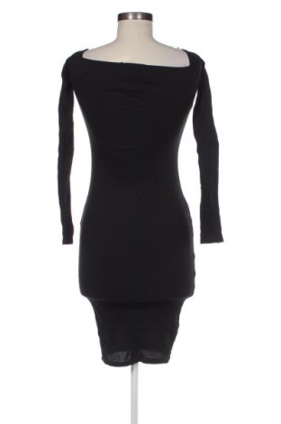 Kleid Pretty Little Thing, Größe M, Farbe Schwarz, Preis 4,99 €