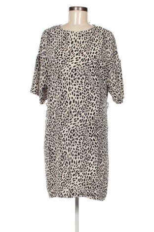 Kleid Primark, Größe XL, Farbe Mehrfarbig, Preis 20,18 €
