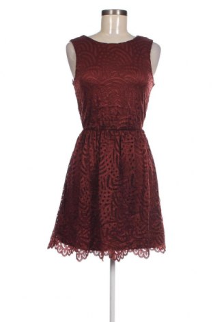 Φόρεμα Pull&Bear, Μέγεθος S, Χρώμα Καφέ, Τιμή 5,38 €