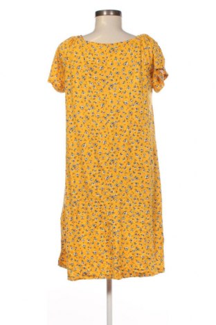 Φόρεμα Pull&Bear, Μέγεθος XL, Χρώμα Κίτρινο, Τιμή 17,94 €