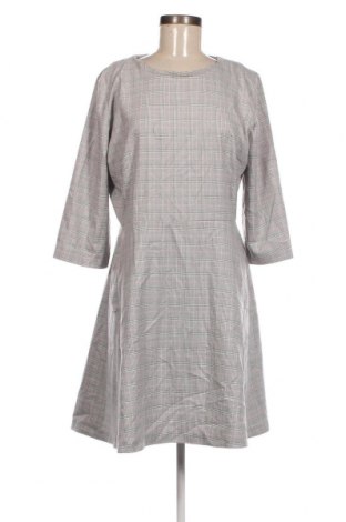 Kleid Reserved, Größe XL, Farbe Grau, Preis 16,14 €
