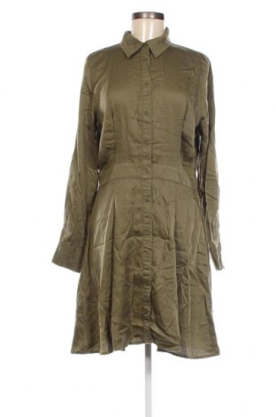 Kleid Reserved, Größe M, Farbe Grün, Preis 20,18 €