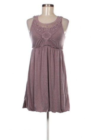 Kleid Reserved, Größe S, Farbe Lila, Preis 6,71 €