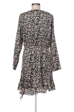 Kleid Rut & Circle, Größe M, Farbe Mehrfarbig, Preis 5,01 €