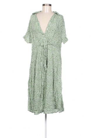 Kleid SHEIN, Größe XL, Farbe Mehrfarbig, Preis 12,11 €