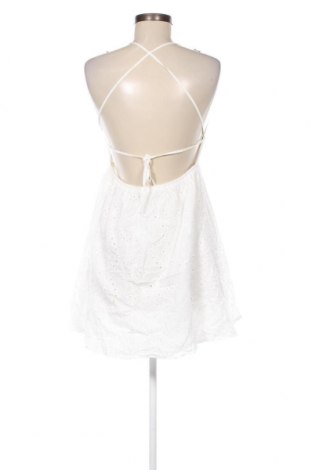 Kleid SHEIN, Größe M, Farbe Weiß, Preis 20,18 €