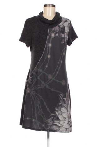 Kleid Stella, Größe M, Farbe Mehrfarbig, Preis 14,00 €