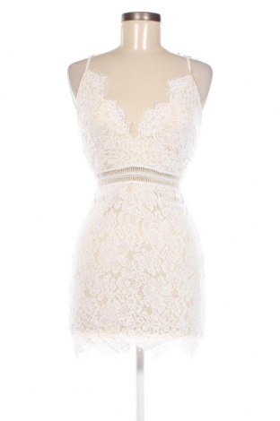 Φόρεμα Superdown, Μέγεθος S, Χρώμα Λευκό, Τιμή 33,03 €