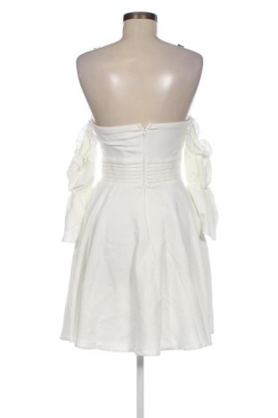 Kleid Trendyol, Größe M, Farbe Weiß, Preis € 28,48