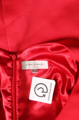 Kleid Un Jour Ailleurs, Größe M, Farbe Rot, Preis 16,25 €