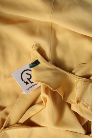 Sukienka United Colors Of Benetton, Rozmiar M, Kolor Żółty, Cena 75,28 zł